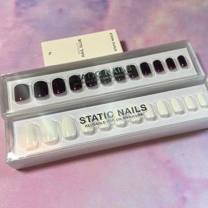 🆕 Static Nails Reusable Pop-On Manicures & Nail Glue